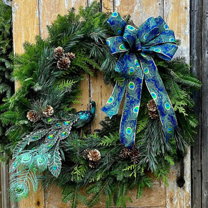 Wed Dec 03 Peacock Wreath 251203101